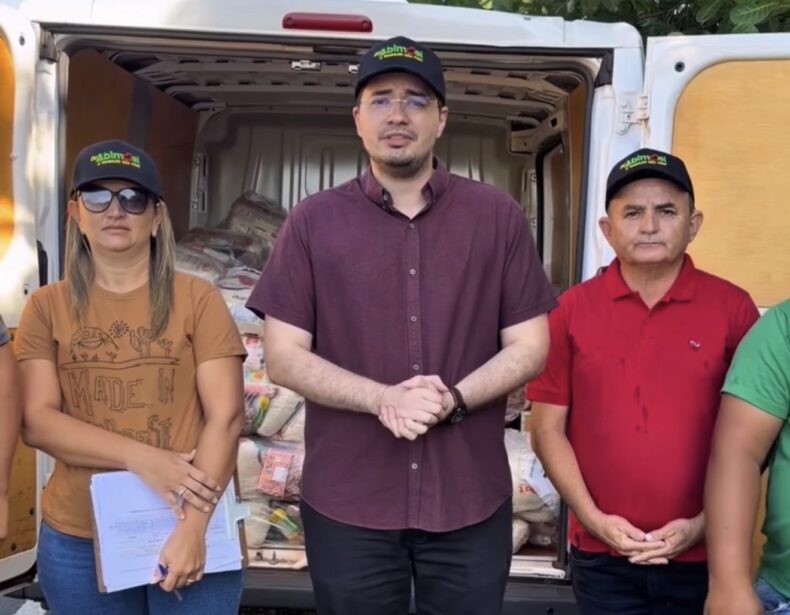 Prefeitura de Dom Expedito Lopes realiza entrega de cestas básicas no Povoado Buriti Grande