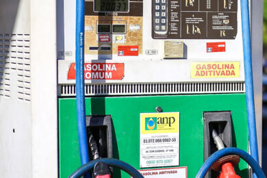 Distribuidoras têm 5 dias para explicar aumento no preço dos combustíveis no PI