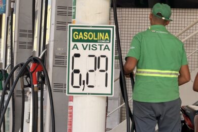 Gasolina registra aumento nos postos de combustíveis em Picos