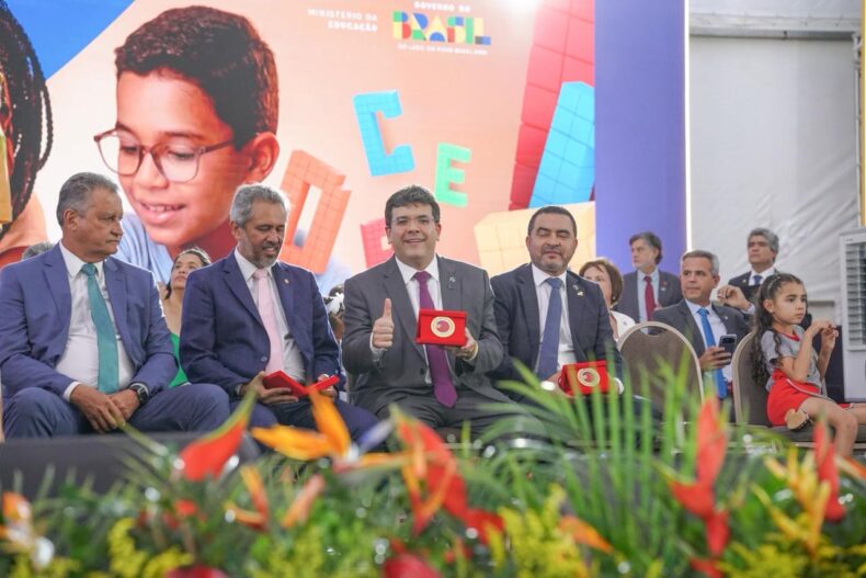 Com 77% das crianças alfabetizadas na idade certa, Piauí ganha Selo Ouro do MEC