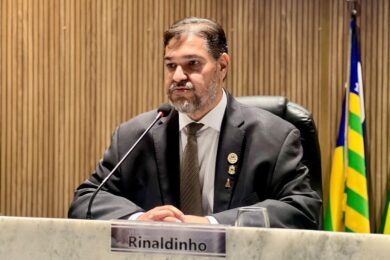 Câmara de Picos aprova diversos projetos e requerimentos durante Sessão desta quinta