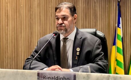 Câmara de Picos aprova diversos projetos e requerimentos durante Sessão desta quinta