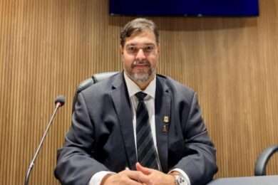 Rinaldinho defende obras para Ipueiras e redutores para PI-375