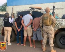 Esposa e enteado são presos suspeitos de mandarem tentar matar homem em Picos