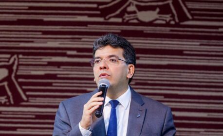 Rafael Fonteles anuncia novo concurso da PM e promove mais de 150 policiais civis no Piauí