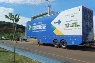 Carreta “Agora Tem Especialidades” inicia atendimentos em Picos