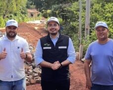 Gestão Dr. Abimael Lima amplia infraestrutura com nova obra de calçamento na Baixa Grande