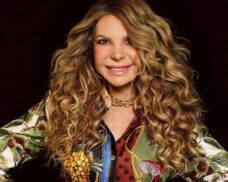Elba Ramalho é confirmada como grande atração do Picos Cidade Junina 2026