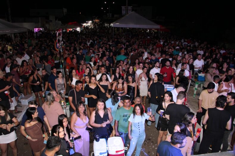 Shows de Matheus Fernandes, Banda Líbanos, Forró dos Plays e Leo Cachorrão encerram programação dos 62 anos de Dom Expedito Lopes; Veja fotos!