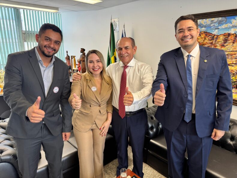 Em Brasília, Dr. Abimael Lima reforça parceria com senador Marcelo Castro em busca de benefícios para Dom Expedito Lopes