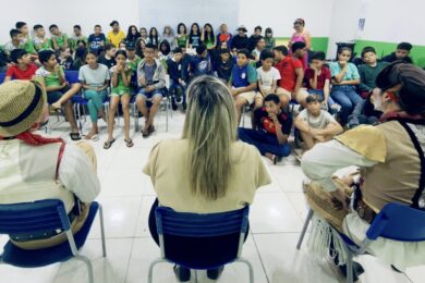Projeto leva teatro, cultura e acessibilidade à Escola Otília Neiva