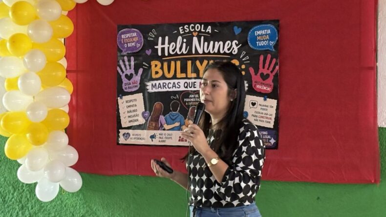 Palestra sobre bullying promove reflexão entre estudantes da Escola Heli Nunes