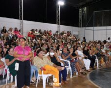Veja fotos da Festa das Mães de Dom Expedito Lopes