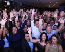 Ciro reúne prefeitos e reafirma pré-candidatura ao Senado