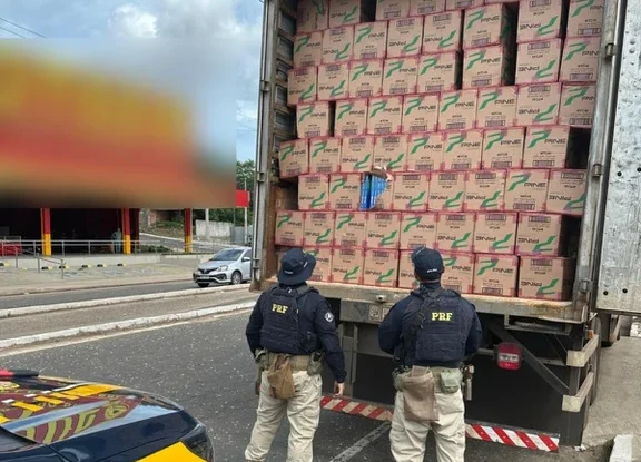 PRF apreende cigarros que tinham Picos como destino