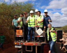 Governador Rafael Fonteles acompanha recuperação da PI-379 e anuncia nova rodovia entre Aroeiras do Itaim e Itainópolis