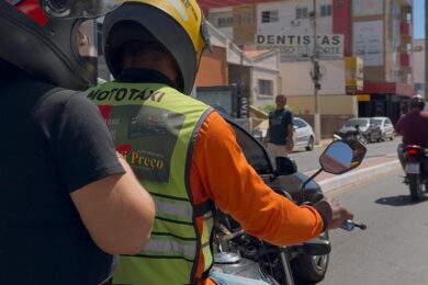 Novos coletes serão entregues a mototaxistas em Picos; fiscalização contra clandestinos começa próxima semana