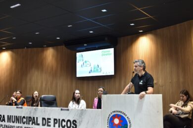 Prefeitura de Picos realiza reunião para elaboração do Plano Diretor e do Plano de Contingência do município