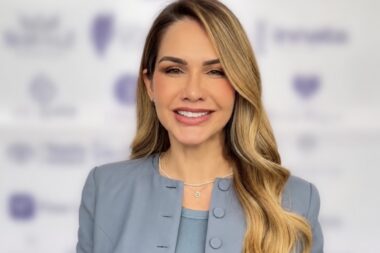Anyara Santos aparece entre os cinco nomes mais citados para deputado estadual em pesquisa do Instituto Amostragem