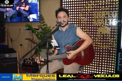 Veja fotos: sábado de música ao vivo com Robson Rocha movimenta a Churrascaria Horizonte