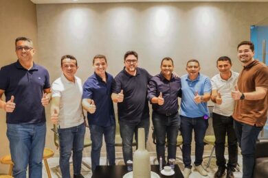 Prefeitos e secretário estadual se reúnem em Picos para fortalecer cooperação entre municípios