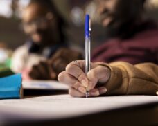 Concurso encerra inscrições nesta segunda (13); confira vagas