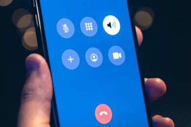 Polícia alerta para o “Golpe da Bíblia”, fraude aplicada por telefone