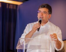 Rafael Fonteles lidera pesquisa Amostragem com 73,84% dos votos válidos