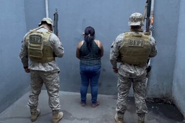 Mulher procurada por homicídio em São Paulo é presa em Picos