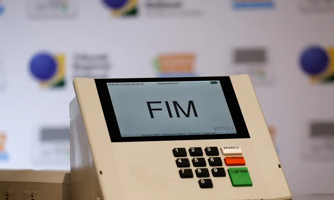 Eleitor tem até esta quinta para solicitar voto em trânsito