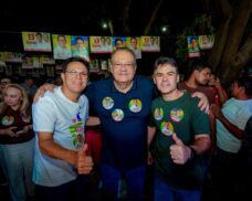 Severo Eulálio alinha ações com a comunidade e apresenta propostas em reunião no bairro Cabral