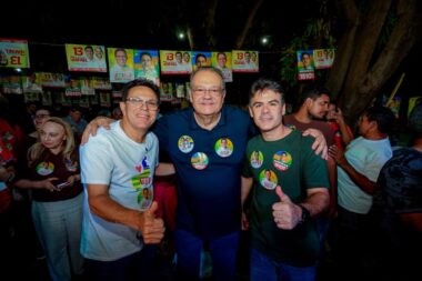Severo Eulálio alinha ações com a comunidade e apresenta propostas em reunião no bairro Cabral